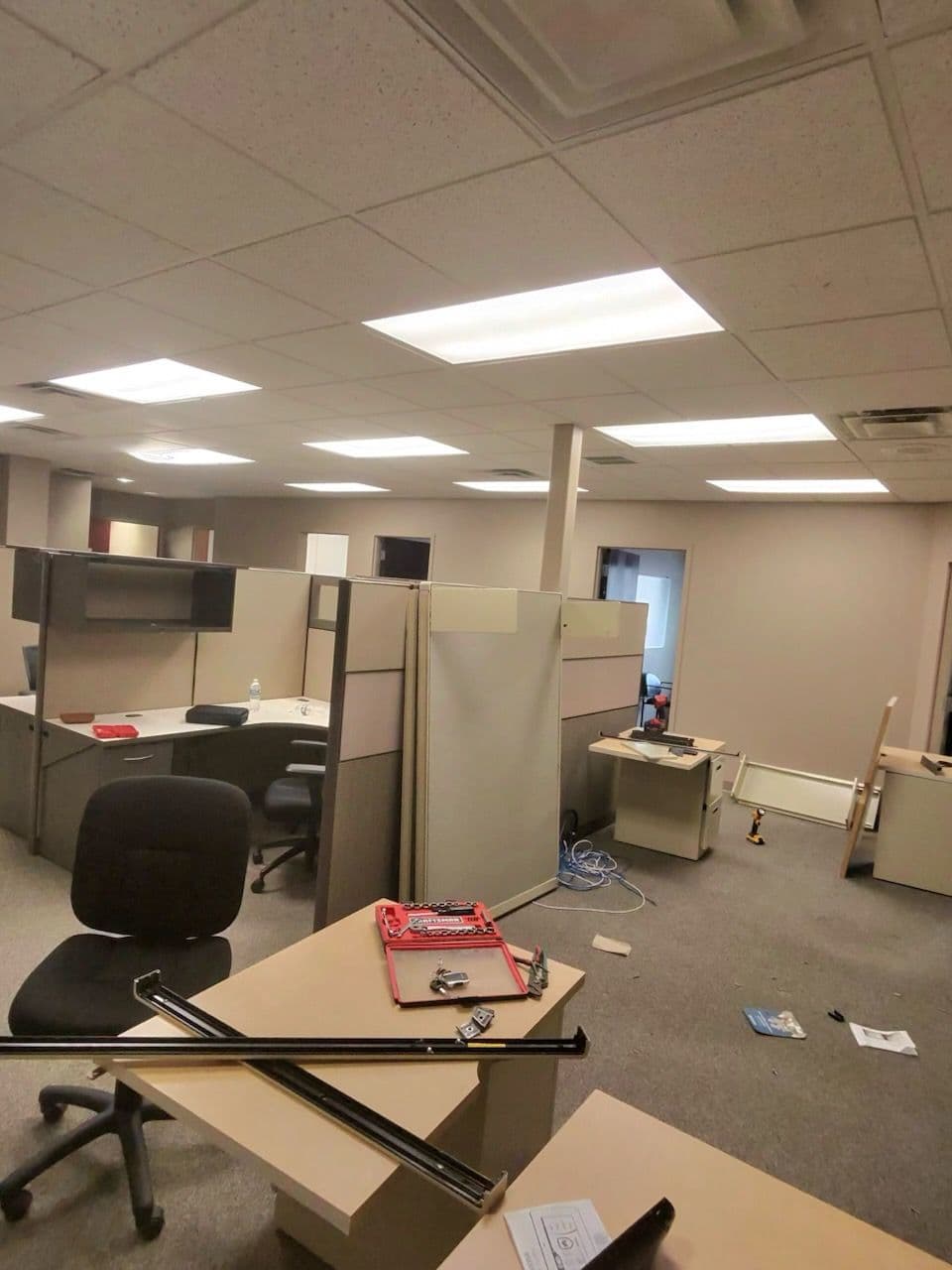 Efficient Office Cleanout Solutions Available image