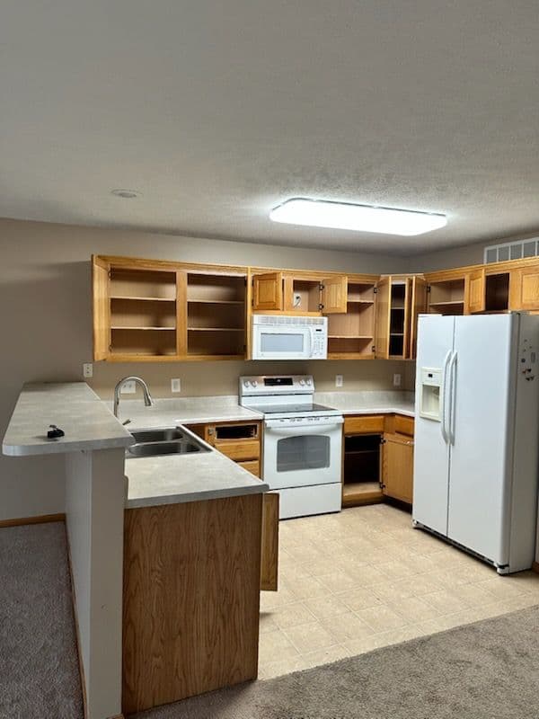 Transforming Cluttered Spaces into Clean Havens image
