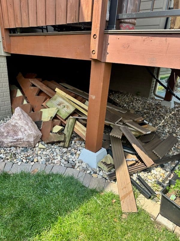 Efficient Deck Cleanup in Local Neighborhood image